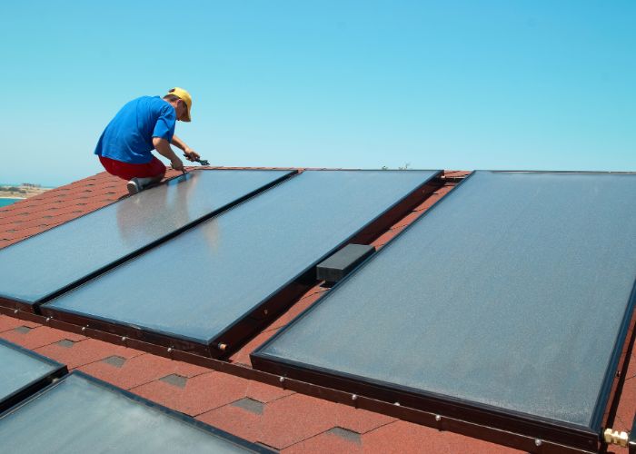 A contractor with solar incentives for Rhode Island properties.